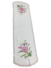 Vintage Floral Embroidered Table Runner Dresser Scarf Rectangular Lace Trim