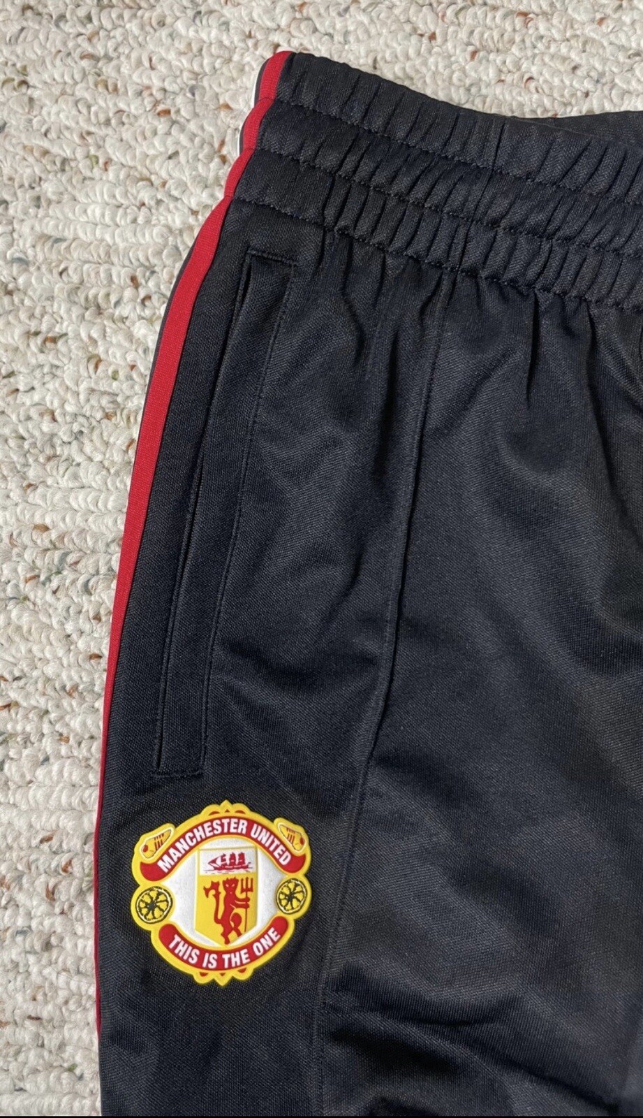New NWT Adidas X The Stone Roses Manchester United Track Pants Black Soccer $100 image 3