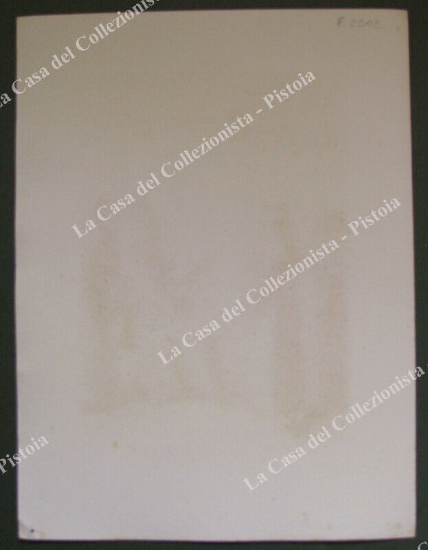 Foto 2 di 2