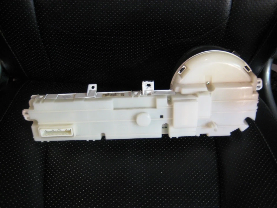 2004 2005 年 SCION XB 自动仪表组 — 第 4/4 张图片