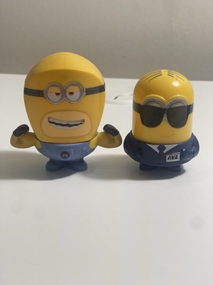 Despicable Me Minions Minion Yellow Blue Plastic Figure Set 2 Figures