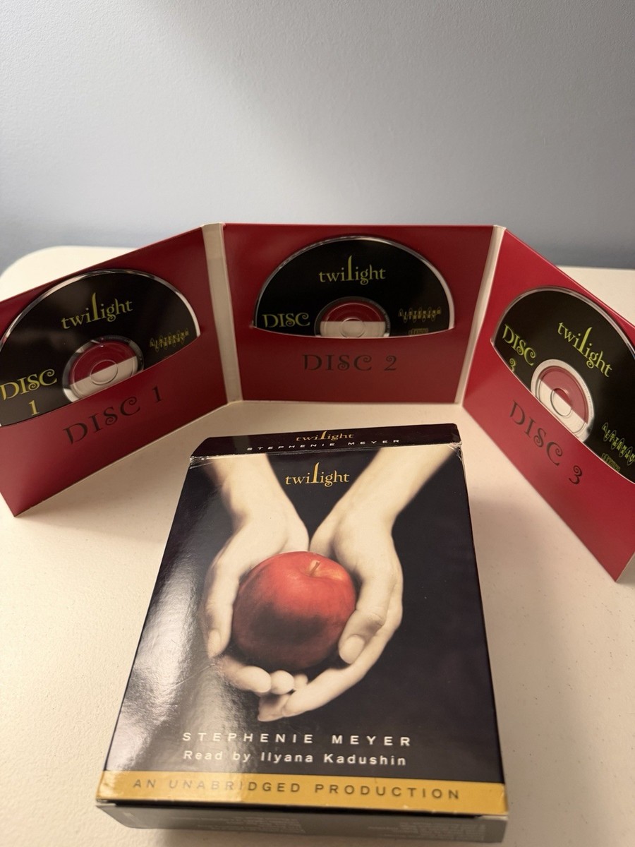 Twilight by Stephenie Meyer ディスク Twilight Saga Series Complete Audiobook CD Set of 4, Stephenie
