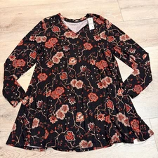 NWT Lane Bryant Floral Print Long Sleeve V-Neck Tunic Top Plus Size 14/16