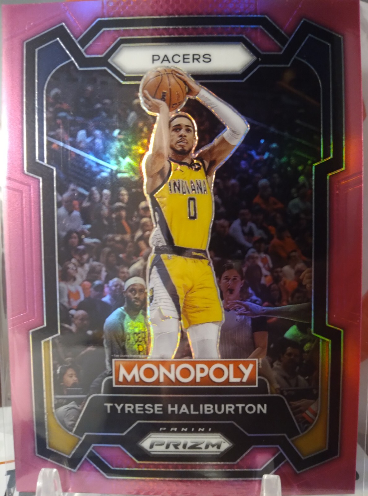 2023-24 Monopoly Prizm Tyrese Haliburton #34 Prizm Pink #26/149 Pacers