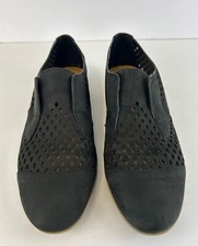 Franco Sarto Women  s Amplify Artists Collection Slip On Leather Shoes Sz. 9 Med