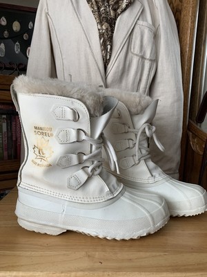 womens white sorel boots