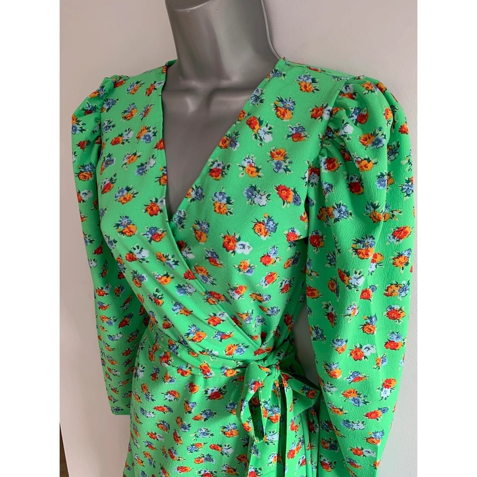 OOTO Out of the Ordinary Maria Green Ditsy Floral Wrap Dress UK size S