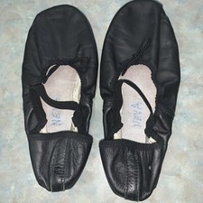 Bloch Girls Size 6.5 Black Leather Ballet Slippers