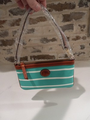 Dooney & Bourke  Wristlet Pouchette SEA FOAM Spearmint Purse  NWT