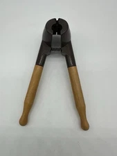 Vintage Style Nutcracker Heavy Duty Nut Cracker Wood Handle Kitchen Tool