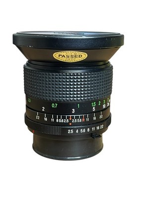 Canon FD mount Vivitar 28mm f2.5 Auto Wide-Angle manual focus SLR lens