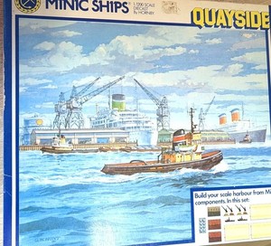 Triang Minic  Quayside set