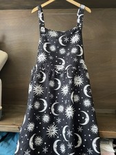 Bloomchic Women’s Jumper DRESS Size 22/24 BLACK WHITE SUNS DESIGN POCKETS