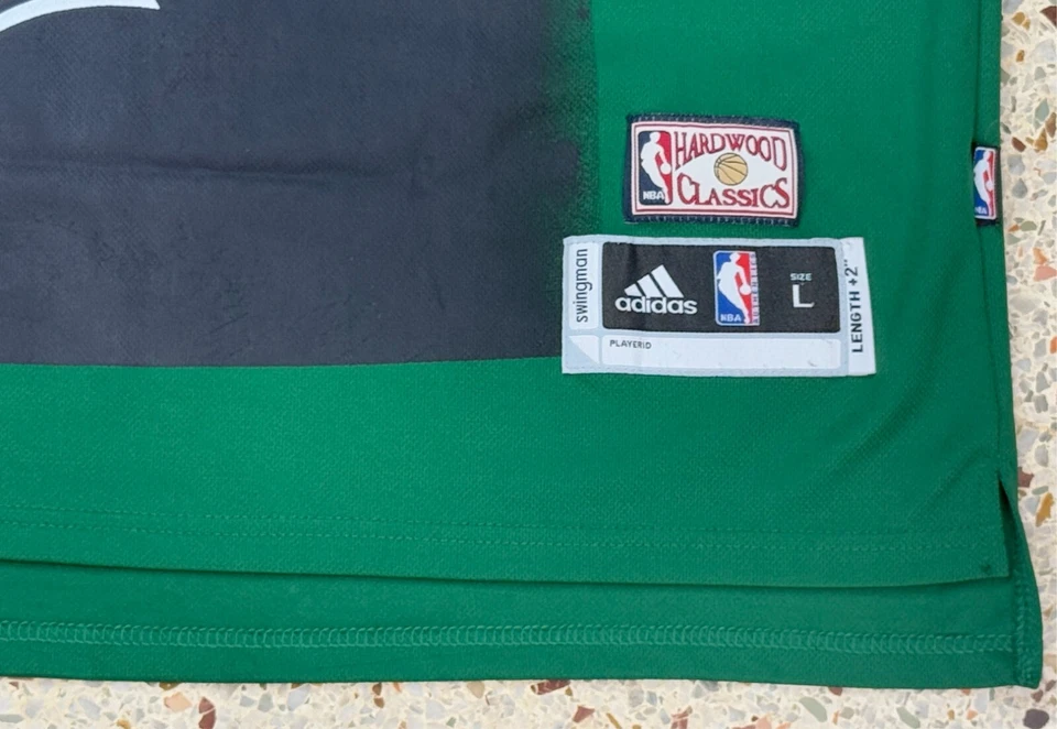 Adidas Hardwood Classics NBA Vtg Milwaukee Bucks #34 Ray Allen Jersey Size Large - Image 4 of 4