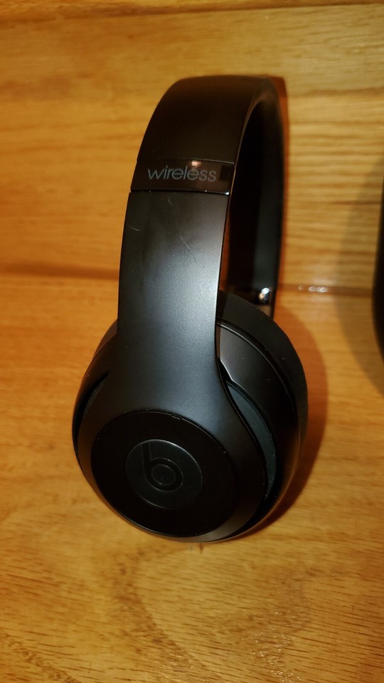 Beats by Dr. Dre Studio3 Over the Ear Wireless Headphones Black w