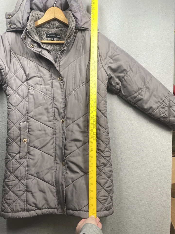KC Collection Puffer Coat Women’s Hooded Long Sz Small Gray w/ Gold Accents - Image 2 of 4