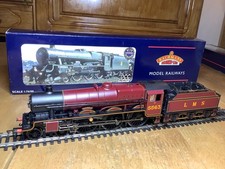 Bachmann 31-185 LMS Crimson 4-6-0 Jubilee Class Loco 5563 Australia