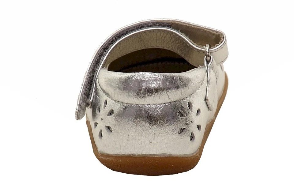 Модные серебряные туфли Mary Janes для девочек ясельного возраста See Kai Run Ginger II - Изображение 3 из 4