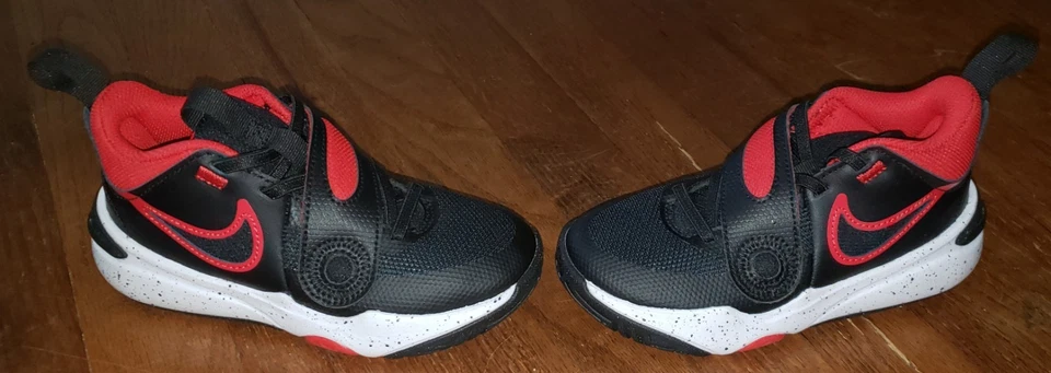 耐克鞋 儿童 尺码 11C 黑色 Red Team Hustle D 11 篮球 DV8994-003 — 第 4/4 张图片