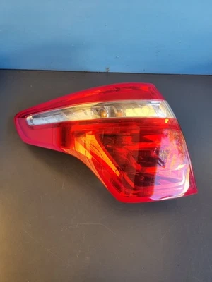 Citroën C4 Picasso / Feu arrière gauche / 9653547580 - Photo 1/4