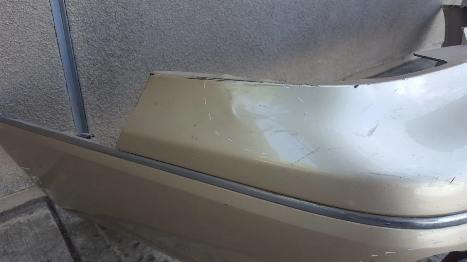 Cubierta de parachoques trasero Lexus LS LS430 2003-2006 OEM 52159-50060 LR15 Foto 3 de 4