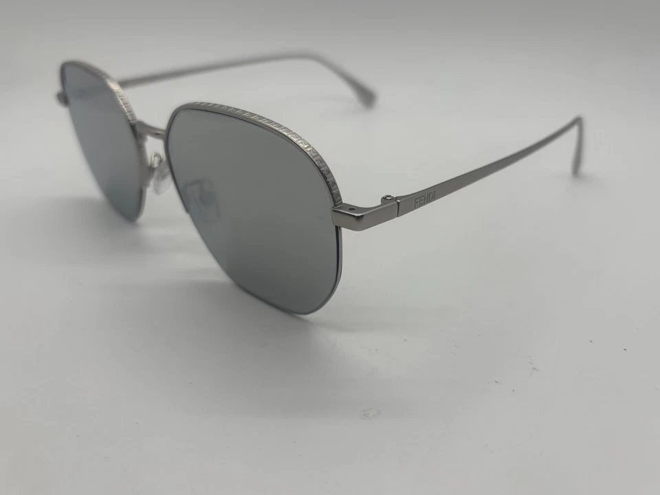 NUEVO Gafas de sol Fendi FE40004U 17C plateadas redondas 55-17-145 mm viene con juego completo Foto 3 de 4