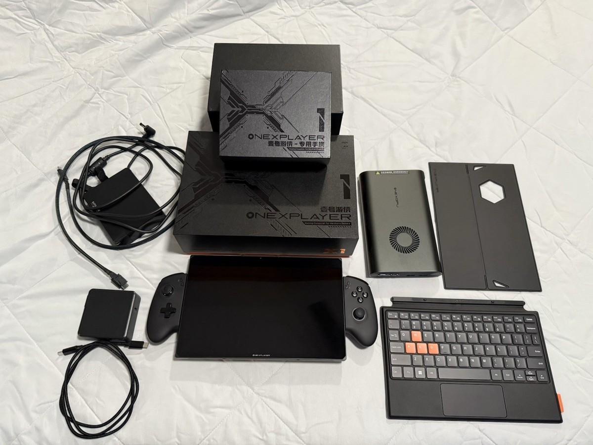ONEXPLAYER X1: Intel Ultra 155H 10.95'' 3-In-1 Handheld With