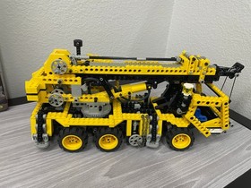 LEGO Technic 8431  Pneumatic Crane Truck Working Condition with Original Box