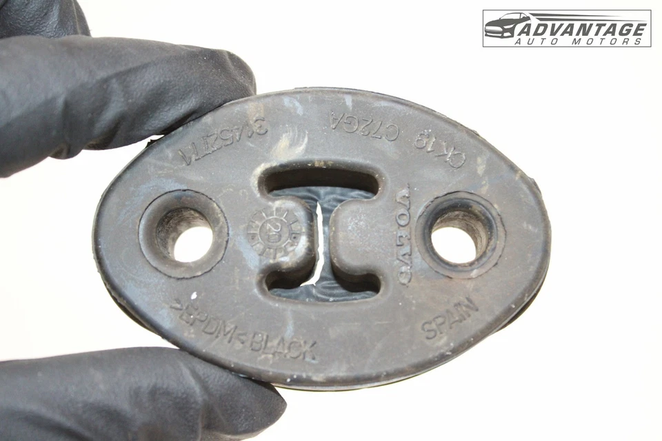 2019-2025 VOLVO XC40 REAR EXHAUST SYSTEM MUFFLER HANGER INSULATOR 31452771 OEM - Image 4 of 4