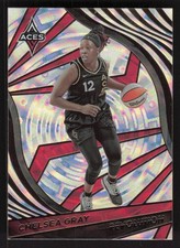 2022 Panini Revolution WNBA #40 Chelsea Gray Fractal