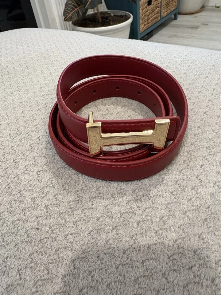 "Cinturón de cuero rojo de lujo con hebilla dorada nuevo con etiquetas 39""" Foto 3 de 4