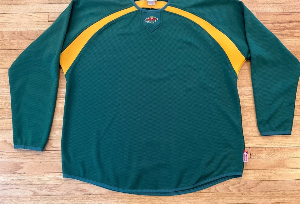 Minnesota Wild Vintage Majestic Therma Base Long Sleeve Pullover Mens XL Green - Image 3 of 4