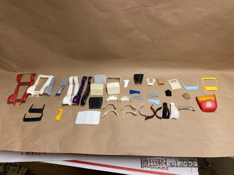 1932 Ford MSC PARTS LOT  1/25 RAT Hot Rod Model Car JUNKYARD Fenders 1936 WOW