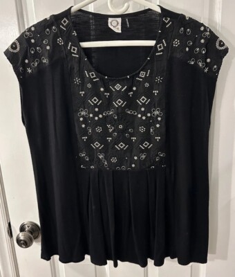 Anthropologie Akemi + Kin Size M Arcana Embroidered Top Black Metallic Gold EUC