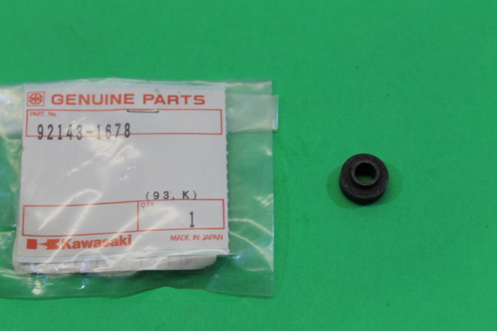NOS KAWASAKI 1994 NINJA ZX900 COLLAR PART# 92143-1678 | eBay