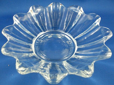 RARE Specialty RIPPLE FLOWER Candy Dessert Fun 14cm CRYSTAL BOWL DISH VG Aust