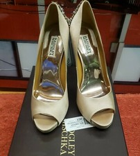 Badgley Mischka Kiara Peep Toe Pump Latte Satin Size 9M.   