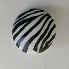 Round Zebra Shank 1.1" (28MM) Button- Dill Buttons    