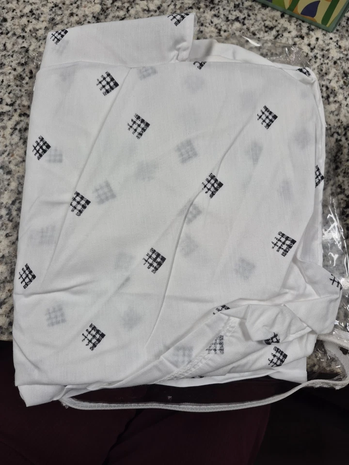 Falda de cama a cuadros Midnight, Queen Jcpenney por diseño, blanca y negra Foto 2 de 2