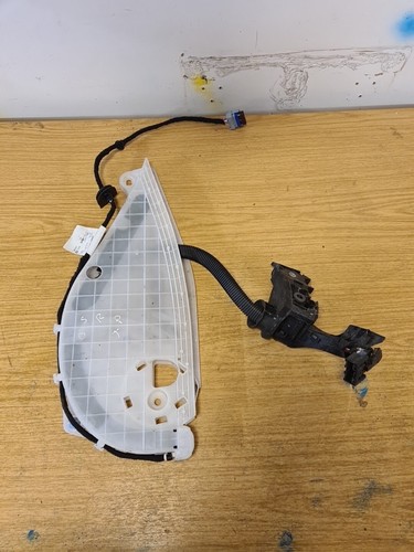 Sliding door wiring loom