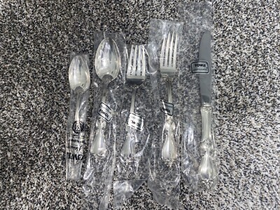 Queen Elizabeth I by Towle Sterling Silver Flatware Set 12 Service 62 pcs  New