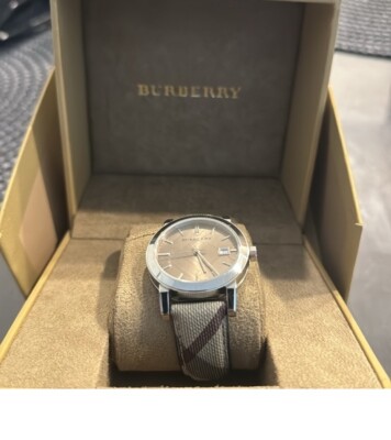 Burberry luxury watch, never used. Burberry Black PVD Coated Stainless Steel Rubber Trench  main image 2