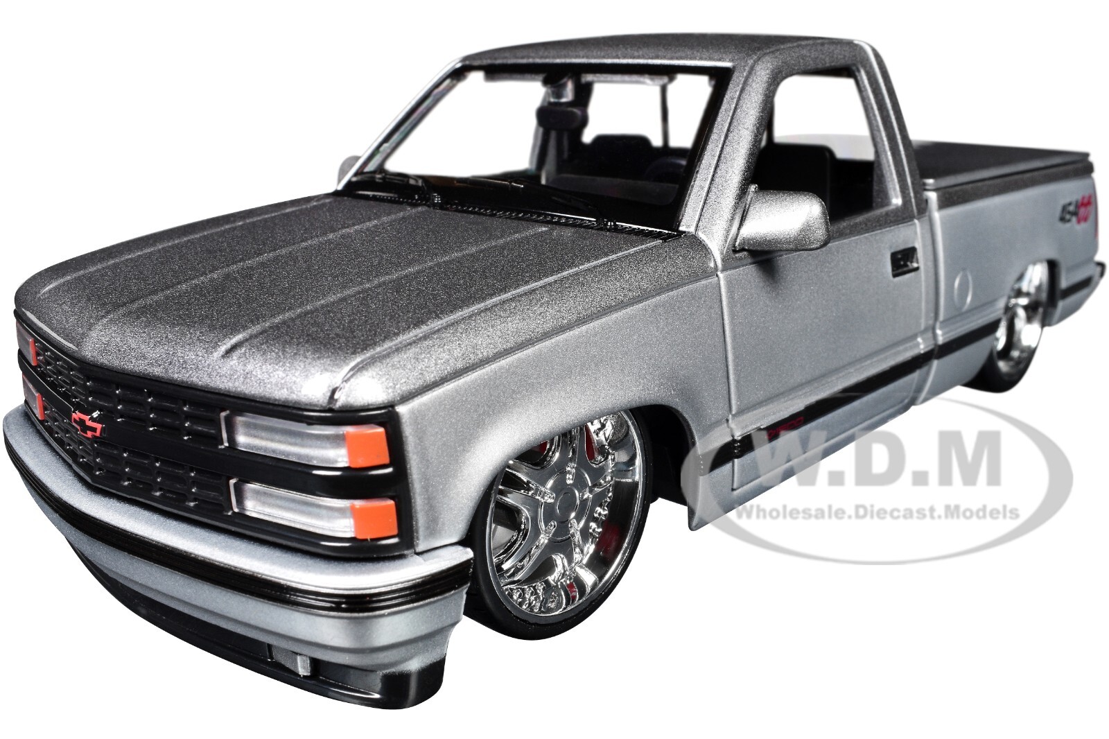 1993 CHEVROLET 454 SS PICKUP SILVER 