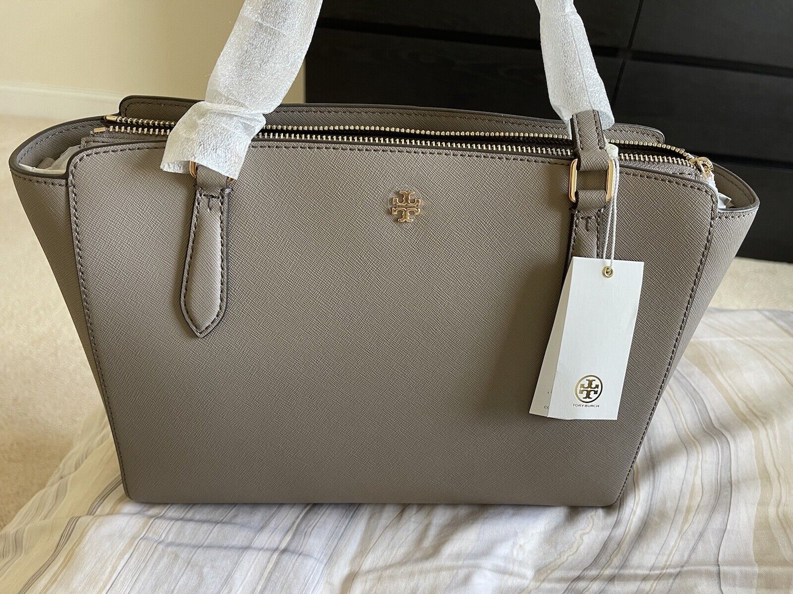 TORY BURCH Emerson Small Zip Tote