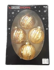 The Christmas Shoppe  Gold Christmas Tree Balls.  FREE SHIPPING