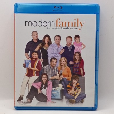 Modern Family: Complete Season Four 4 Blu Ray DVD Ed O'Neil 