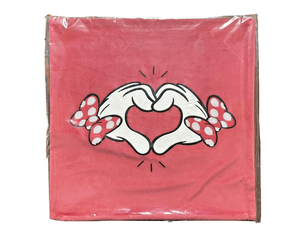 Pottery Barn Holiday Mickey Mouse Terciopelo Regalo Fiesta Navidad Disney Niña Falsa / Foto 2 de 4