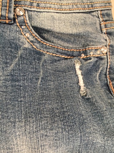 Red Rivet Juniors Denim Cuffed Shorts Size 1 Distressed Bling EmbroideredPockets - Picture 2 of 7