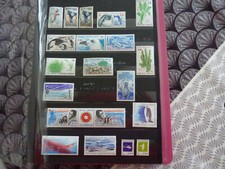 Lot de timbres neufs varia des T.A.A.F