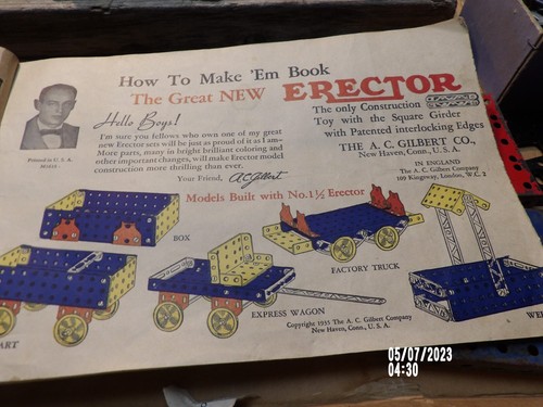 1 or 2 Vintage Gilbert Erector Sets 1939 2 motors 2 books - Picture 19 of 23